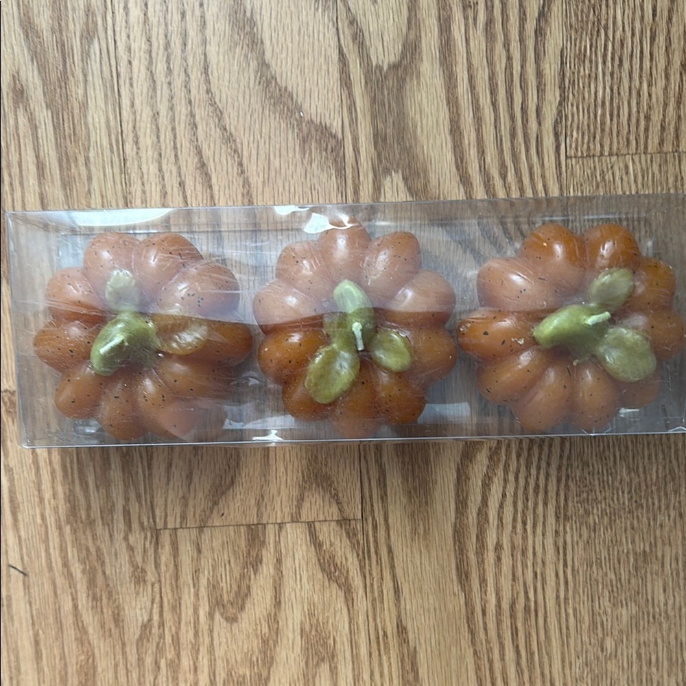 Set of Three Pumpkin-Shaped Candles